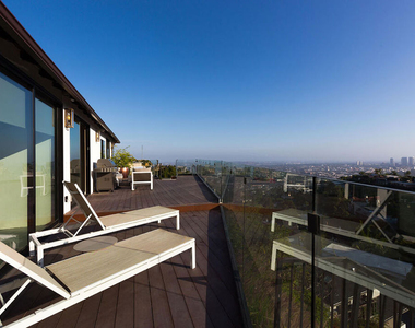 1733 Sunset Plaza Drive - Photo Thumbnail 29