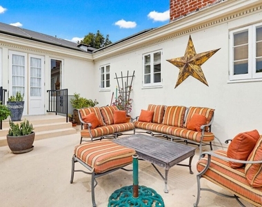 516 S Rimpau Boulevard - Photo Thumbnail 61