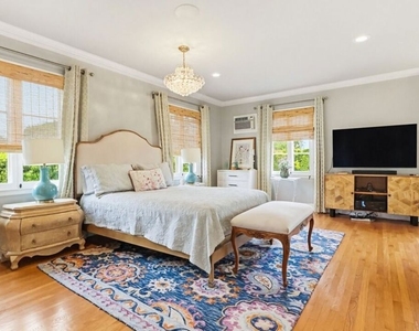 516 S Rimpau Boulevard - Photo Thumbnail 54