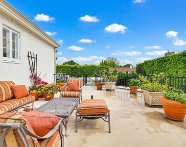 516 S Rimpau Boulevard - Photo Thumbnail 59