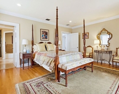 516 S Rimpau Boulevard - Photo Thumbnail 51
