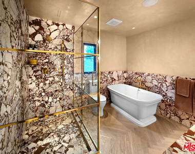 2288 Coldwater Canyon Drive - Photo Thumbnail 28