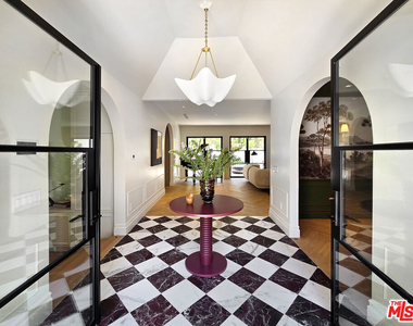 2288 Coldwater Canyon Drive - Photo Thumbnail 5