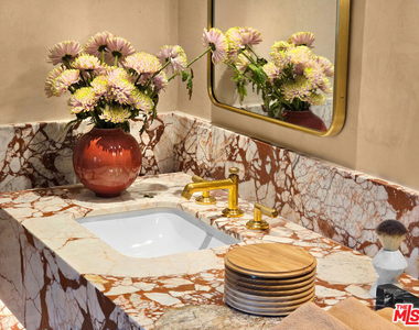 2288 Coldwater Canyon Drive - Photo Thumbnail 29