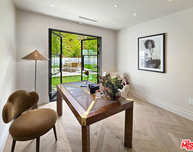 2288 Coldwater Canyon Drive - Photo Thumbnail 34