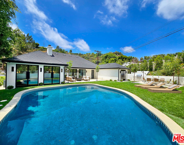 2288 Coldwater Canyon Drive - Photo Thumbnail 36