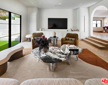2288 Coldwater Canyon Drive - Photo Thumbnail 7