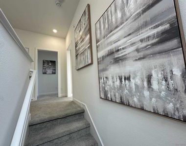 2186 Tributary Rd - Photo Thumbnail 7