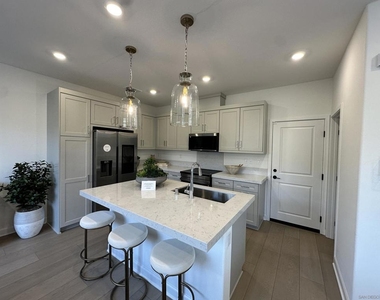 2186 Tributary Rd - Photo Thumbnail 5