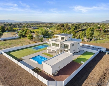 41955 Altanos Road - Photo Thumbnail 40