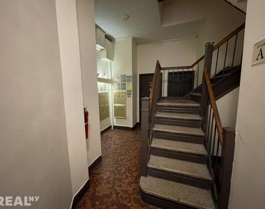 241 E 38th St - Photo Thumbnail 6