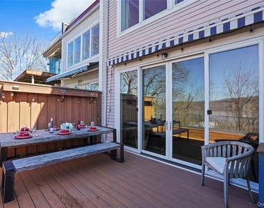 493 Warburton Avenue - Photo Thumbnail 27