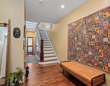 493 Warburton Avenue - Photo Thumbnail 2