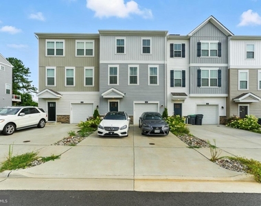 406 Honeyberry Lane - Photo Thumbnail 38