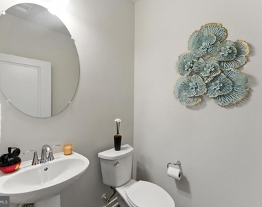 406 Honeyberry Lane - Photo Thumbnail 25