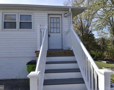 3931 Dominion Drive - Photo Thumbnail 8