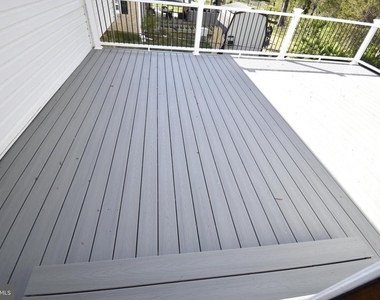 3931 Dominion Drive - Photo Thumbnail 10