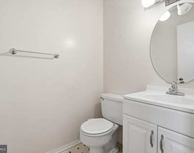 2916 Cantania Place - Photo Thumbnail 16