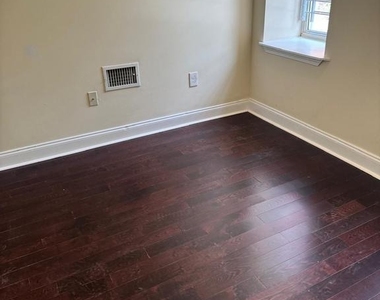 2242 N Carlisle Street - Photo Thumbnail 10