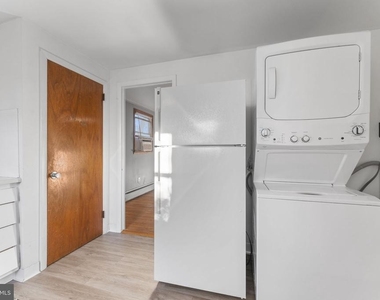 225 Pershing Avenue - Photo Thumbnail 12