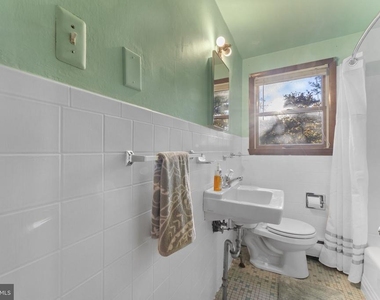 225 Pershing Avenue - Photo Thumbnail 17