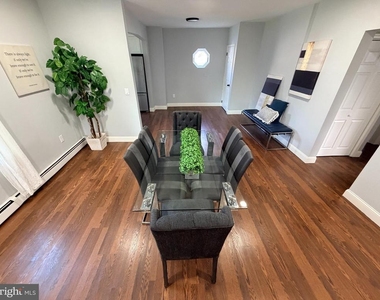 8 Joan Terrace - Photo Thumbnail 5