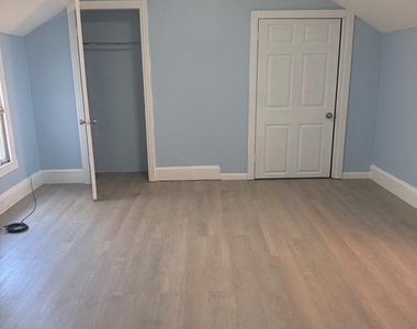 203 Genesee Street - Photo Thumbnail 3