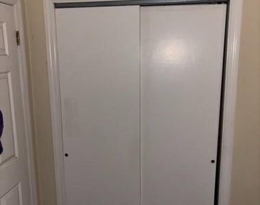 137 E High Street - Photo Thumbnail 8
