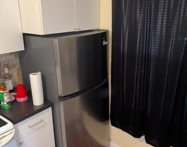 137 E High Street - Photo Thumbnail 2
