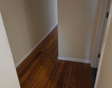 137 E High Street - Photo Thumbnail 3