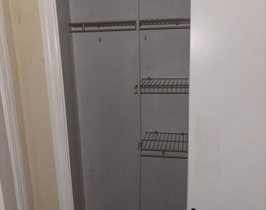 137 E High Street - Photo Thumbnail 9