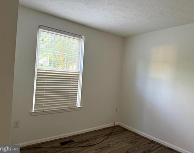14013 Teaneck Terrace - Photo Thumbnail 11