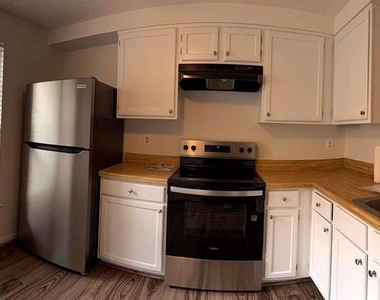 14013 Teaneck Terrace - Photo Thumbnail 17