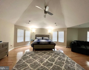 18 Nantucket Court - Photo Thumbnail 24
