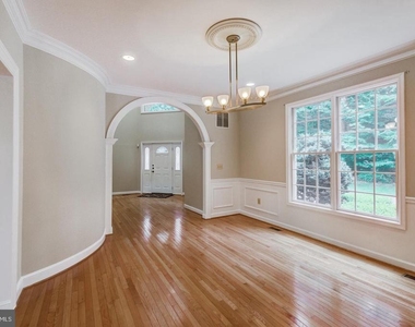 18 Nantucket Court - Photo Thumbnail 4
