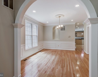 18 Nantucket Court - Photo Thumbnail 3