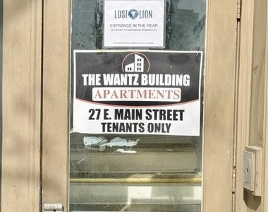 27 Main Street E - Photo Thumbnail 13