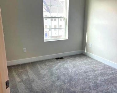 1813 Ritter Drive - Photo Thumbnail 25