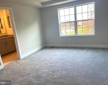 1813 Ritter Drive - Photo Thumbnail 5