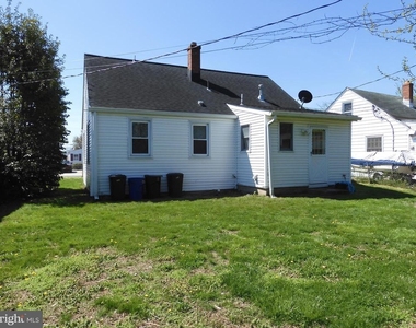 8220 Cornwall Road - Photo Thumbnail 2