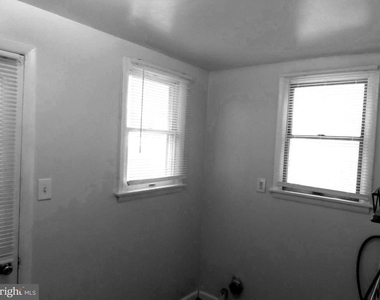 8220 Cornwall Road - Photo Thumbnail 8