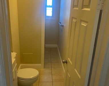717 N Luzerne Avenue - Photo Thumbnail 8