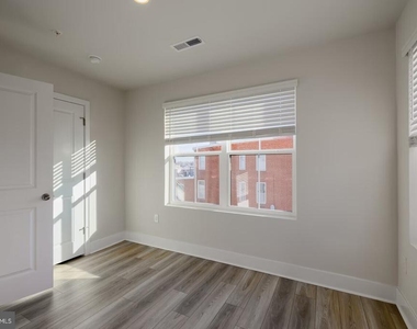 1801 Guilford Avenue - Photo Thumbnail 11
