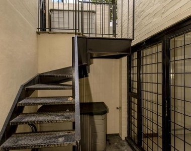 1401 35th Street Nw - Photo Thumbnail 25