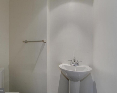 1401 35th Street Nw - Photo Thumbnail 27