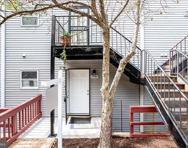 2648 Se Bowen Road Se - Photo Thumbnail 2