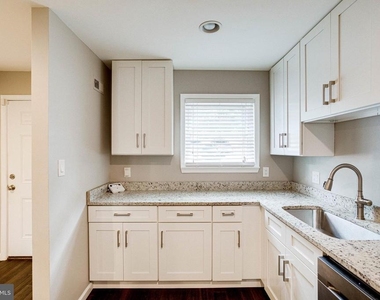 2648 Se Bowen Road Se - Photo Thumbnail 14