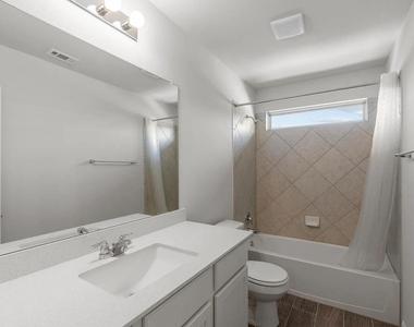 1725 Lakota Ln - Photo Thumbnail 8