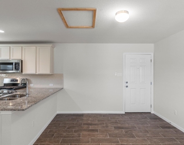1725 Lakota Ln - Photo Thumbnail 17