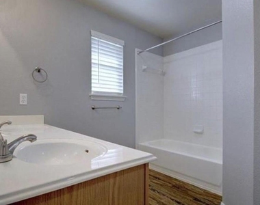 351 Zebra Dr - Photo Thumbnail 12